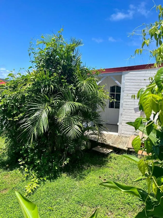 Charmant Bungalow avec piscine Sainte-Marie 0*,