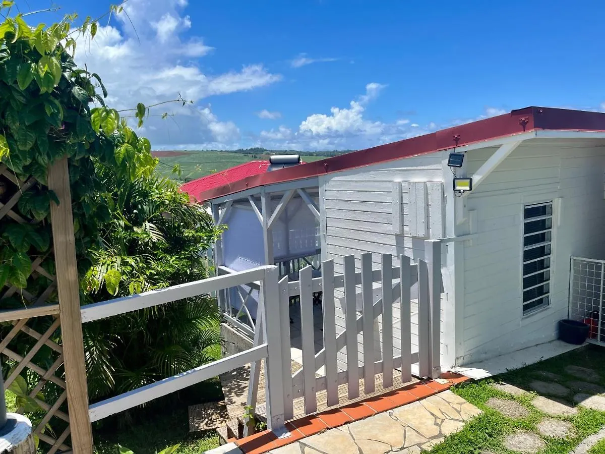 Charmant Bungalow avec piscine Sainte-Marie 0*,  Martinique